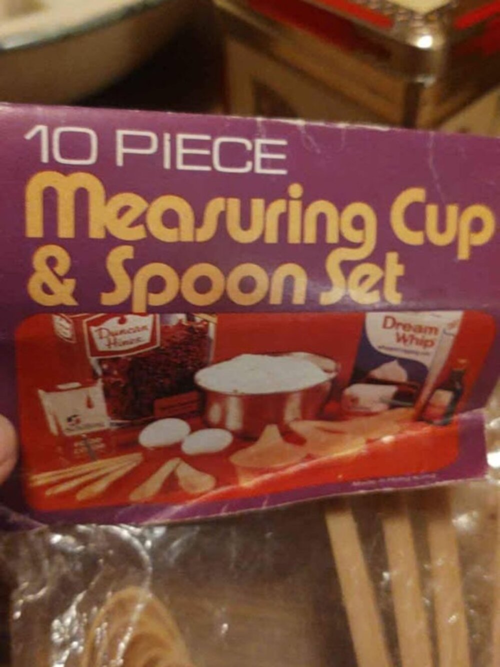 Vintage 10 Piece Measure Cup and Spoon Set